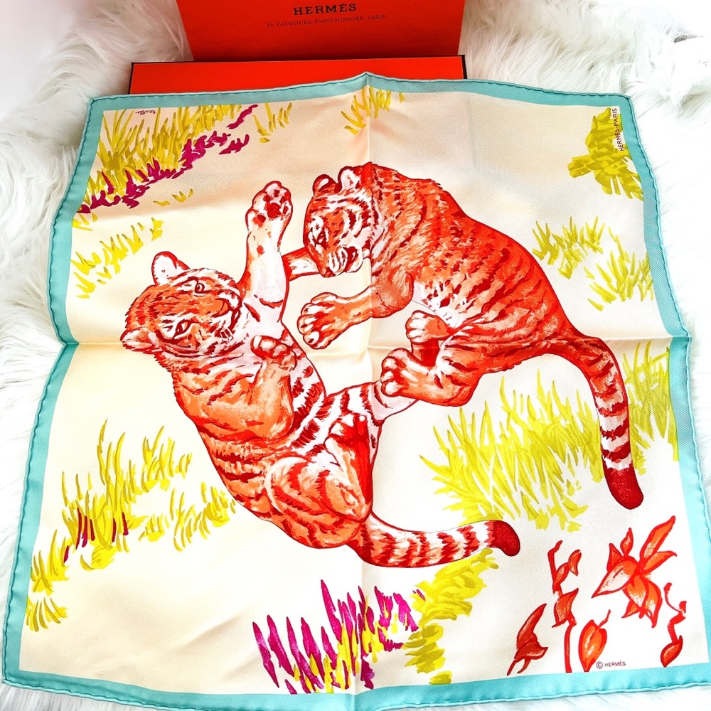 BNIB Hermès Tiger Cubs 45cm x 45cm Silk Scarf